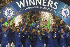 英超焦点战：利物浦VS曼联，谁能打破不败金身？